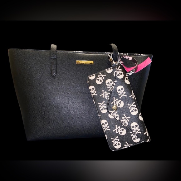 Betsey Johnson Handbags - NWT Betsey Johnson Black skull skeleton lined tote Purse with wristlet RARE